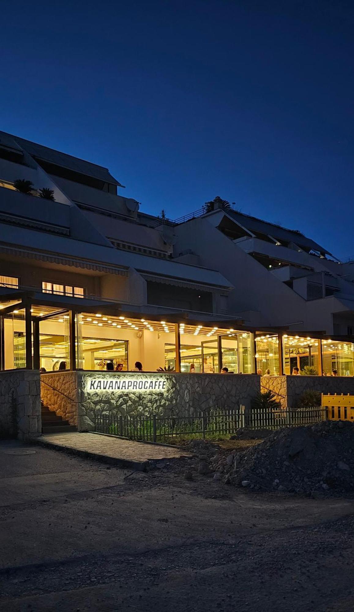 Appartement Adela - Znjan Split